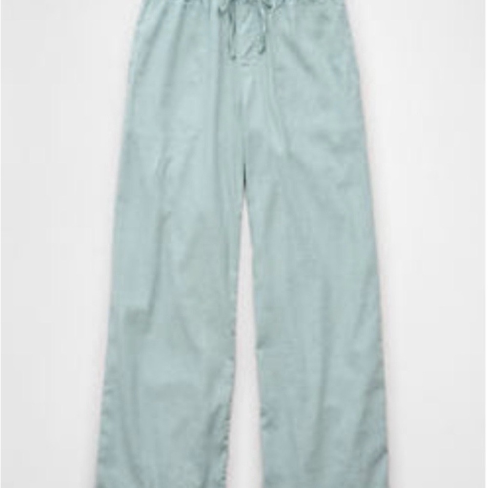 American Eagle pants new with tags